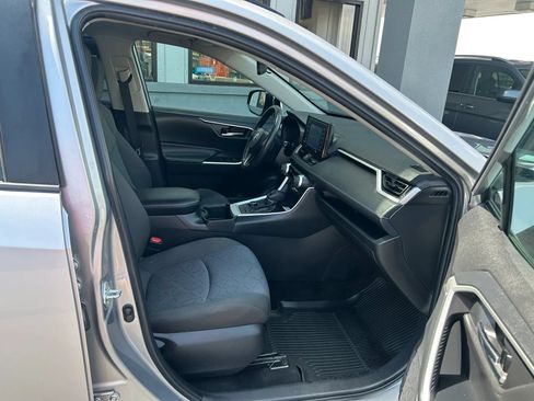 Used 2022 Toyota RAV4 XLE w/ Convenience Package AWD/4WD image 24