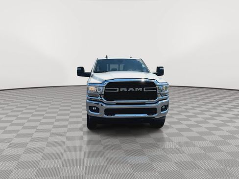 Used 2024 RAM 2500 Big Horn w/ Level 2 Equipment Group AWD/4WD image 3