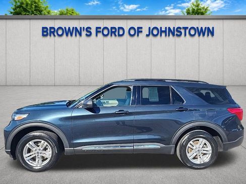Used 2023 Ford Explorer XLT AWD/4WD image 5