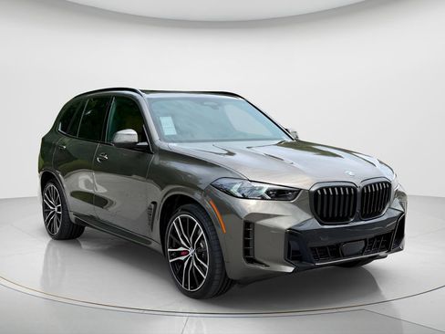 New 2026 BMW X5 xDrive40i w/ M Sport Package AWD/4WD image 3