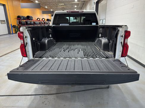 Used 2019 Chevrolet Silverado 1500 RST w/ True North Edition AWD/4WD image 22