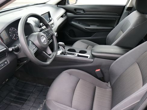 Used 2023 Nissan Altima 2.5 S image 7