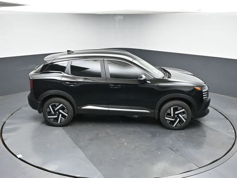 New 2026 Nissan Kicks SV image 38