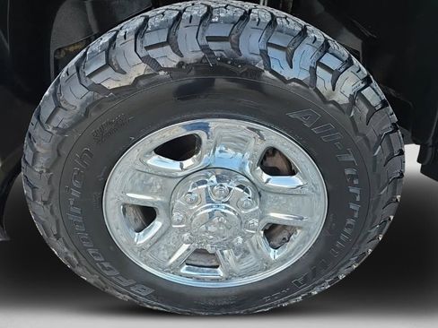 Used 2023 RAM 2500 Tradesman image 9