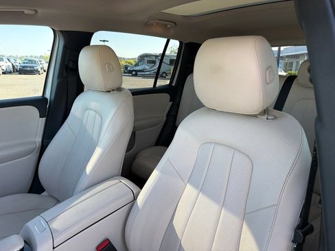 Used 2022 Mercedes-Benz GLB 250 image 21