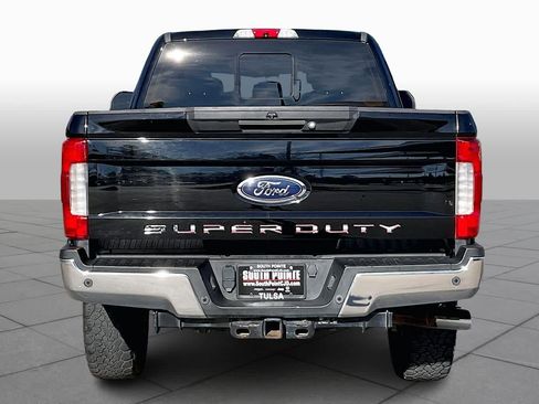 Used 2018 Ford F250 Lariat w/ Lariat Ultimate Package image 4