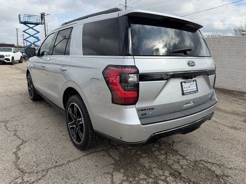 Used 2019 Ford Expedition Limited w/ Equipment Group 303A RWD image 4