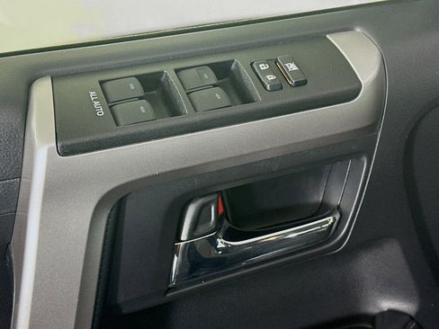 Used 2024 Toyota 4Runner SR5 image 15