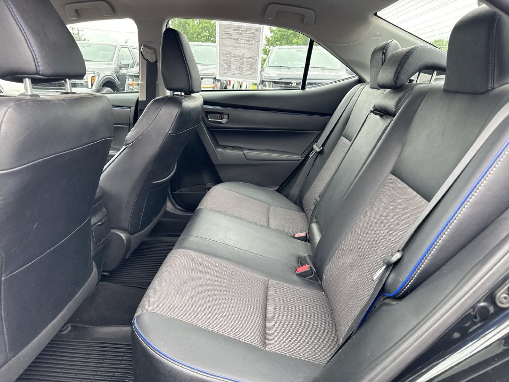 Used 2017 Toyota Corolla SE w/ Carpet Mat Package (TMS) FWD image 22
