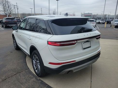 Certified 2024 Lincoln Corsair AWD image 11