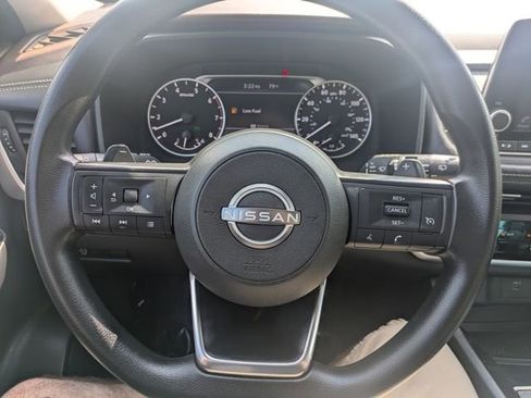Used 2023 Nissan Rogue S AWD/4WD image 20