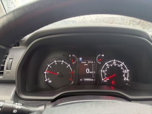 Used 2020 Toyota 4Runner SR5 image 35