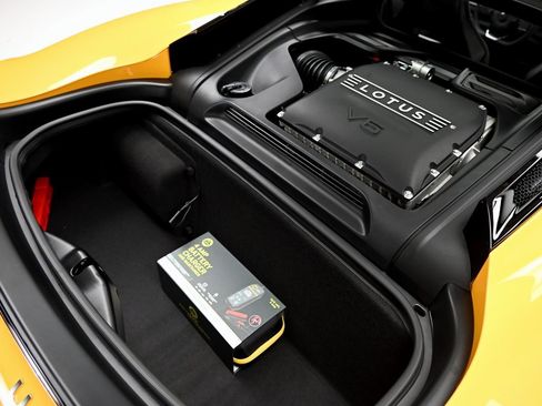 New 2025 Lotus Emira image 25