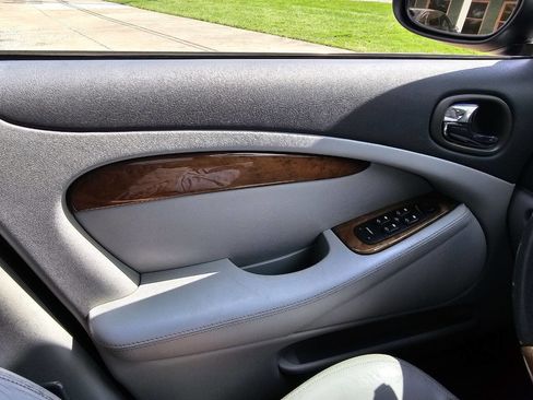 Used 2003 Jaguar S-TYPE 3.0 image 20