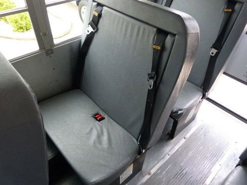 Used 2007 Chevrolet Express 3500 w/ School Bus Package image 24