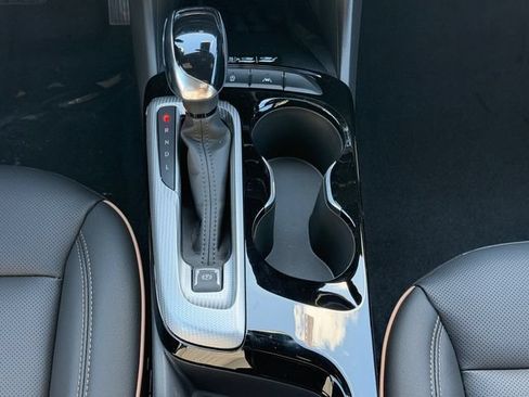 New 2026 Buick Envista Avenir FWD image 17