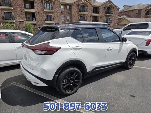 Used 2024 Nissan Kicks SR w/ SR Premium Package FWD image 4