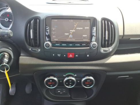 Used 2014 FIAT 500L Trekking w/ Popular Equipment Group FWD image 13