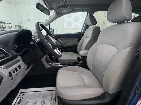 Used 2017 Subaru Forester 2.5i Premium image 10