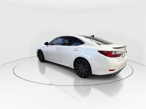 Used 2018 Lexus ES 350 w/ Navigation System Package image 6