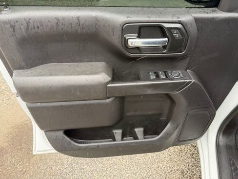 Used 2021 Chevrolet Silverado 1500 Custom image 23