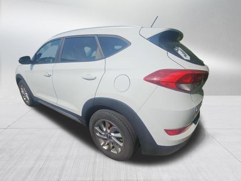 Used 2017 Hyundai Tucson SE w/ SE Popular Package 02 AWD/4WD image 6