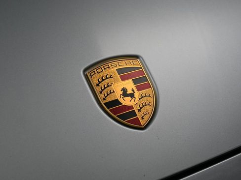 Certified 2022 Porsche Cayenne Turbo image 13