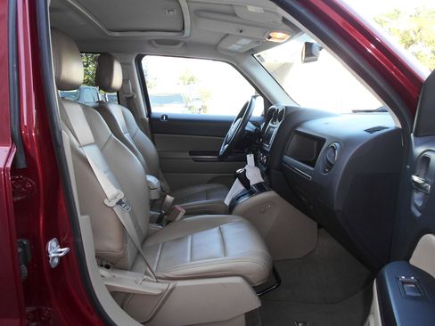 Certified 2016 Jeep Patriot High Altitude AWD/4WD image 14