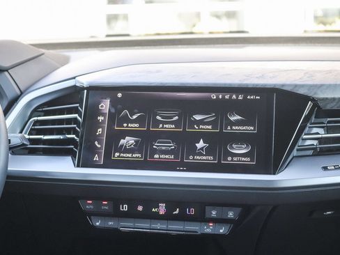 Used 2025 Audi Q4 e-tron Premium w/ Convenience Package AWD/4WD image 15