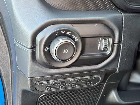 New 2026 Jeep Wrangler Unlimited Rubicon AWD/4WD image 23