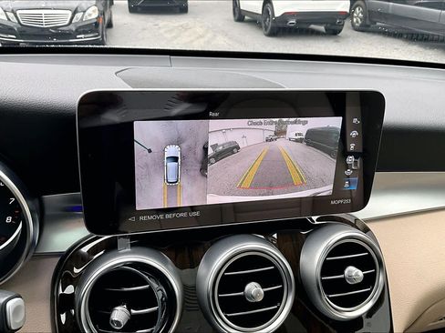 Used 2022 Mercedes-Benz GLC 300 GLC 300 image 26
