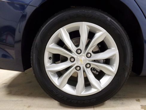 Used 2022 Chevrolet Malibu LT w/ Leather Package image 30