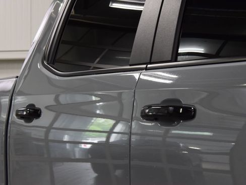 Used 2024 Chevrolet Silverado 1500 ZR2 w/ ZR2 Bison Edition AWD/4WD image 22
