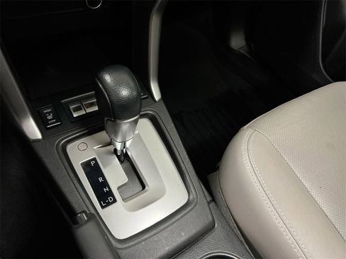 Used 2014 Subaru Forester 2.5i Limited image 17