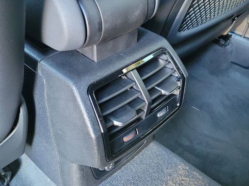 New 2025 Audi Q3 2.0T Premium image 13