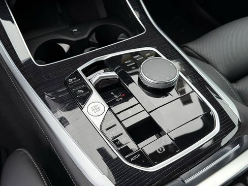 New 2026 BMW X5 sDrive40i w/ M Sport Package image 25