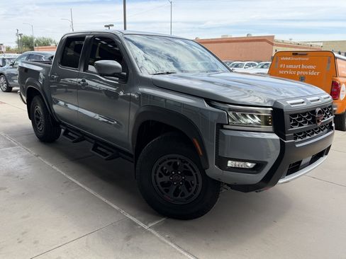 Used 2025 Nissan Frontier PRO-4X w/ Pro Convenience Package AWD/4WD image 6