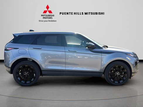 Used 2024 Land Rover Range Rover Evoque S AWD/4WD image 4