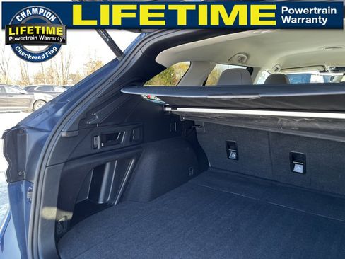 Used 2024 Subaru Outback Premium image 11