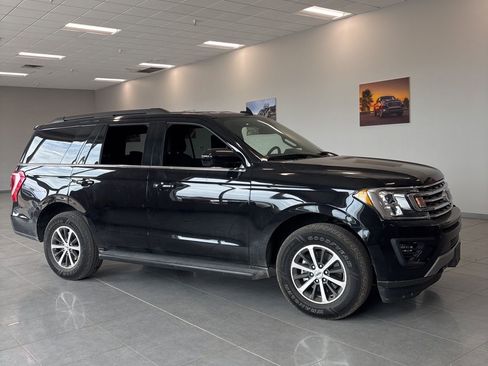 Used 2020 Ford Expedition XLT image 1