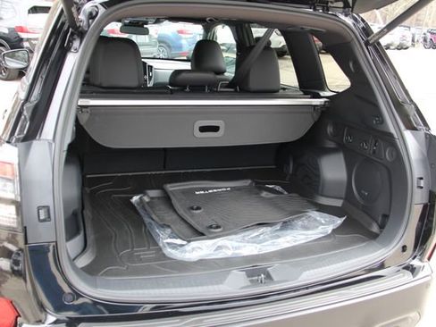 Certified 2025 Subaru Forester Limited AWD/4WD image 34