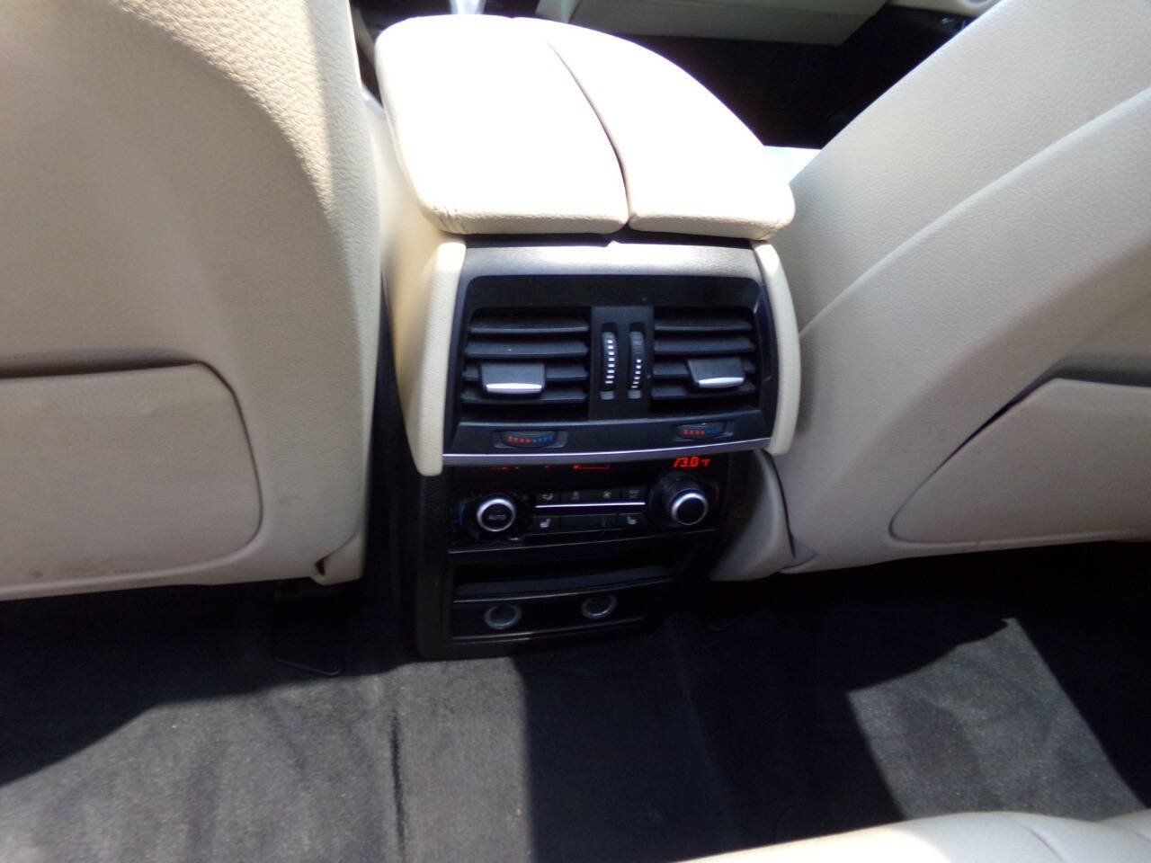 Used 2017 BMW X5 xDrive40e AWD/4WD image 16