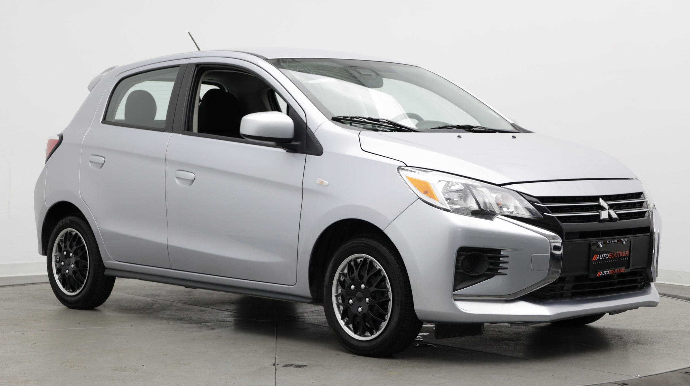 Used 2024 Mitsubishi Mirage ES FWD image 3