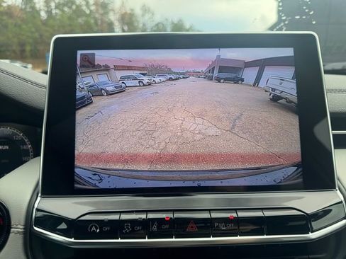 New 2026 Jeep Compass Limited w/ Sun, Sound & Navigation Group image 31