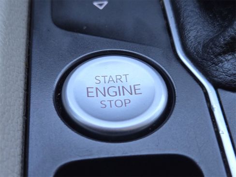 Used 2022 Volkswagen Atlas SE image 22