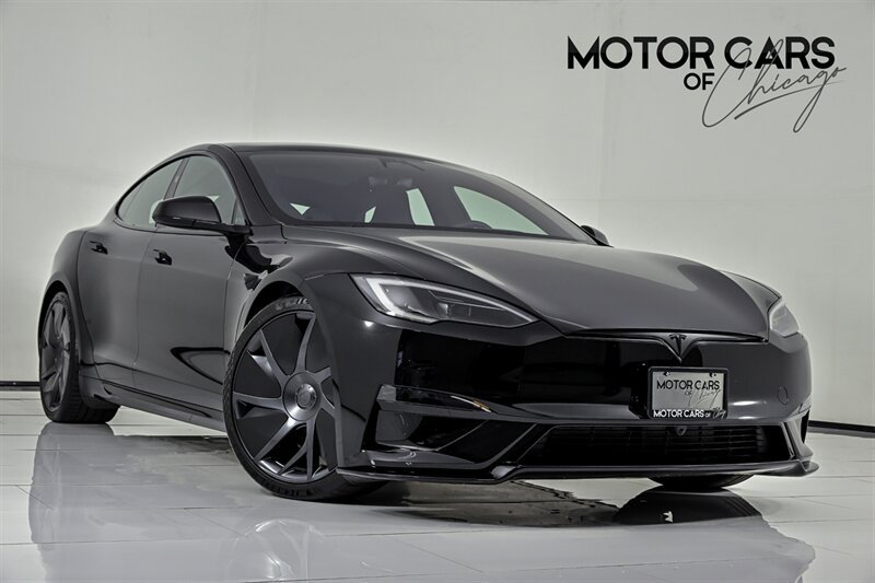 Used 2026 Tesla Model S Plaid AWD/4WD image 1