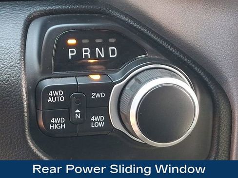 Used 2022 RAM 1500 Big Horn AWD/4WD image 11