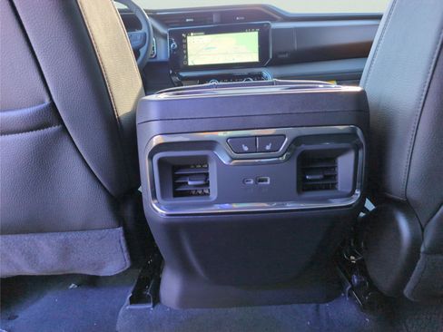 New 2026 GMC Sierra 1500 Denali w/ Denali Reserve Package image 17