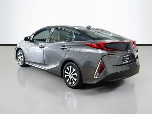 Used 2021 Toyota Prius Prime Limited FWD image 5