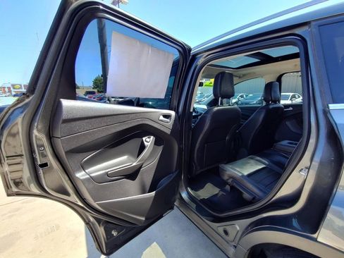 Used 2019 Ford Escape Titanium AWD/4WD image 31